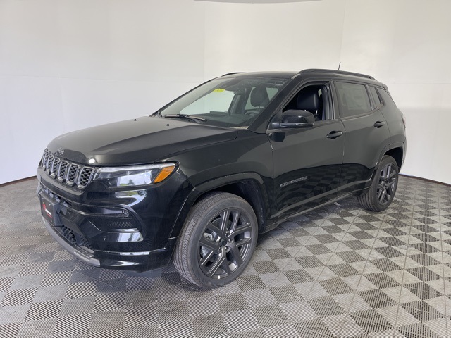 2025 Jeep Compass Limited photo 3