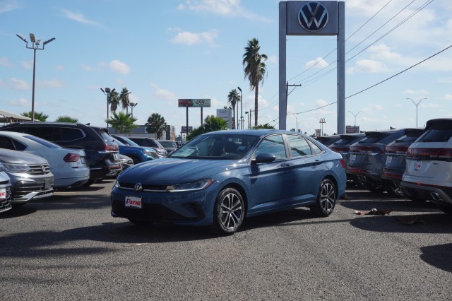 2026 Volkswagen Jetta Sport's photo