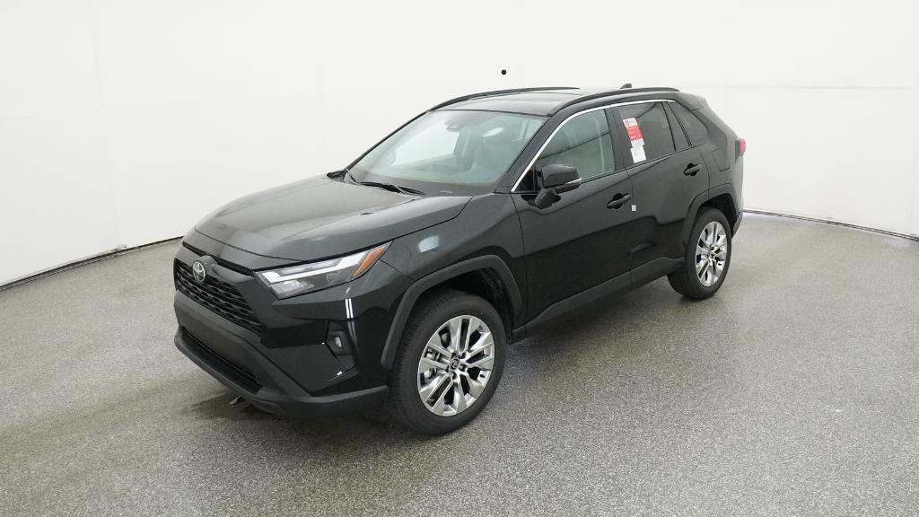 2025 Toyota RAV4 XLE Premium's photo