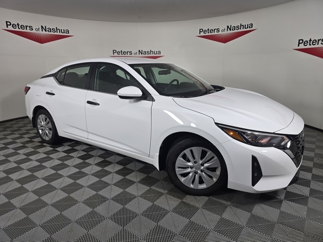 2024 Nissan Sentra S's photo