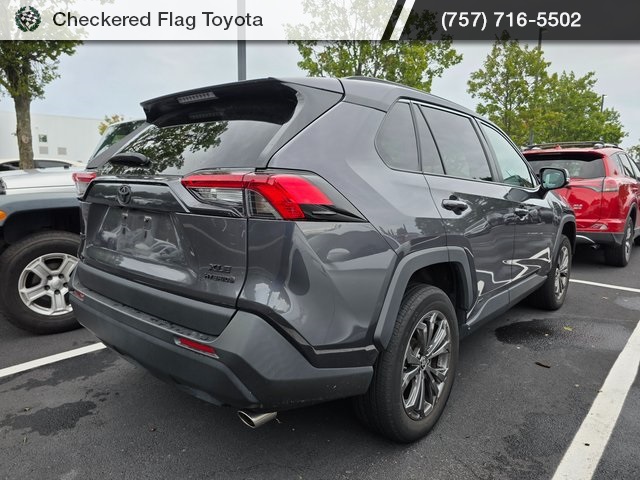 2022 Toyota RAV4 Hybrid XLE Premium photo 6