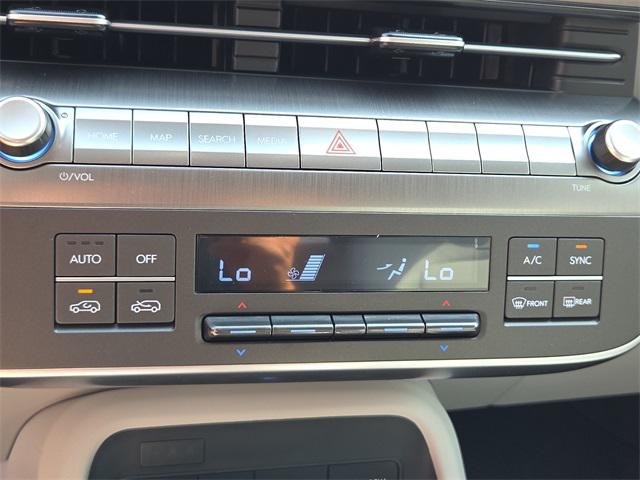 2026 Hyundai Kona SEL photo 19