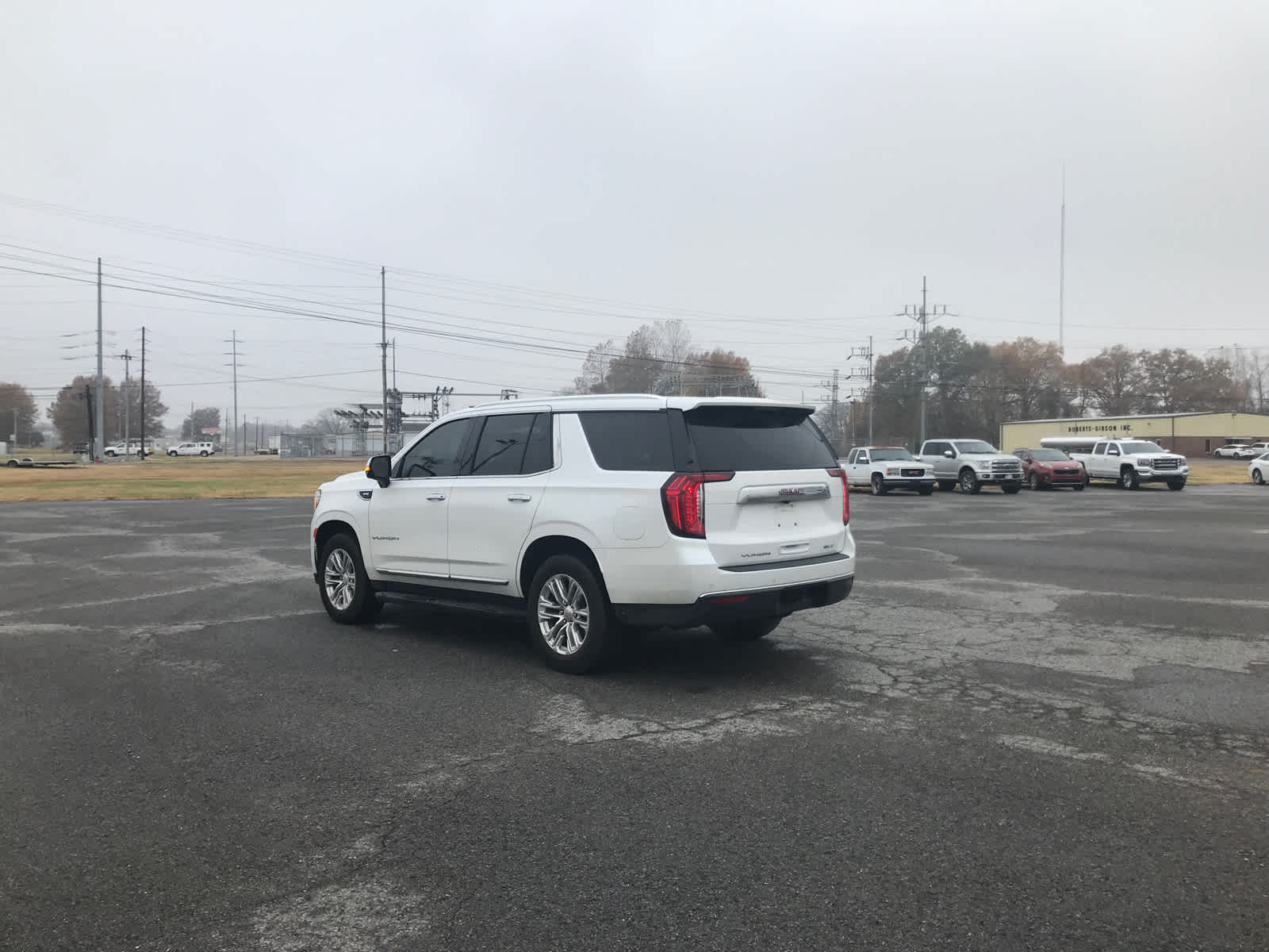 2023 Gmc Yukon SLT photo 3