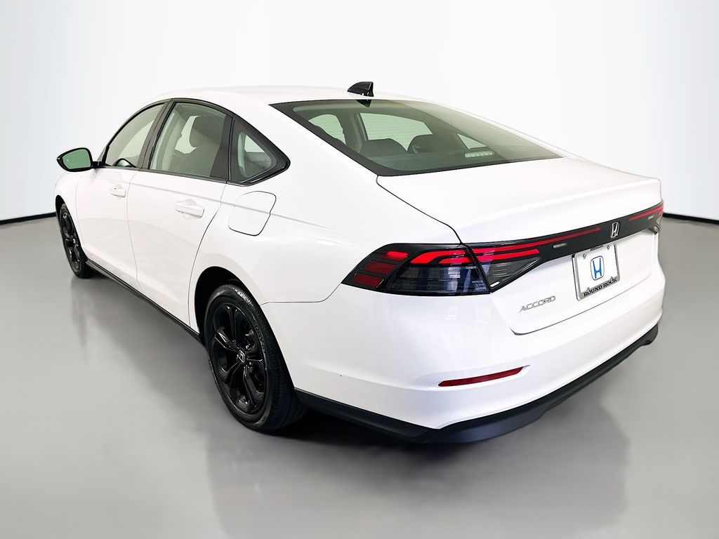 2025 Honda Accord 1.5T SE photo 5