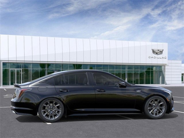 2026 Cadillac CT5 V photo 5