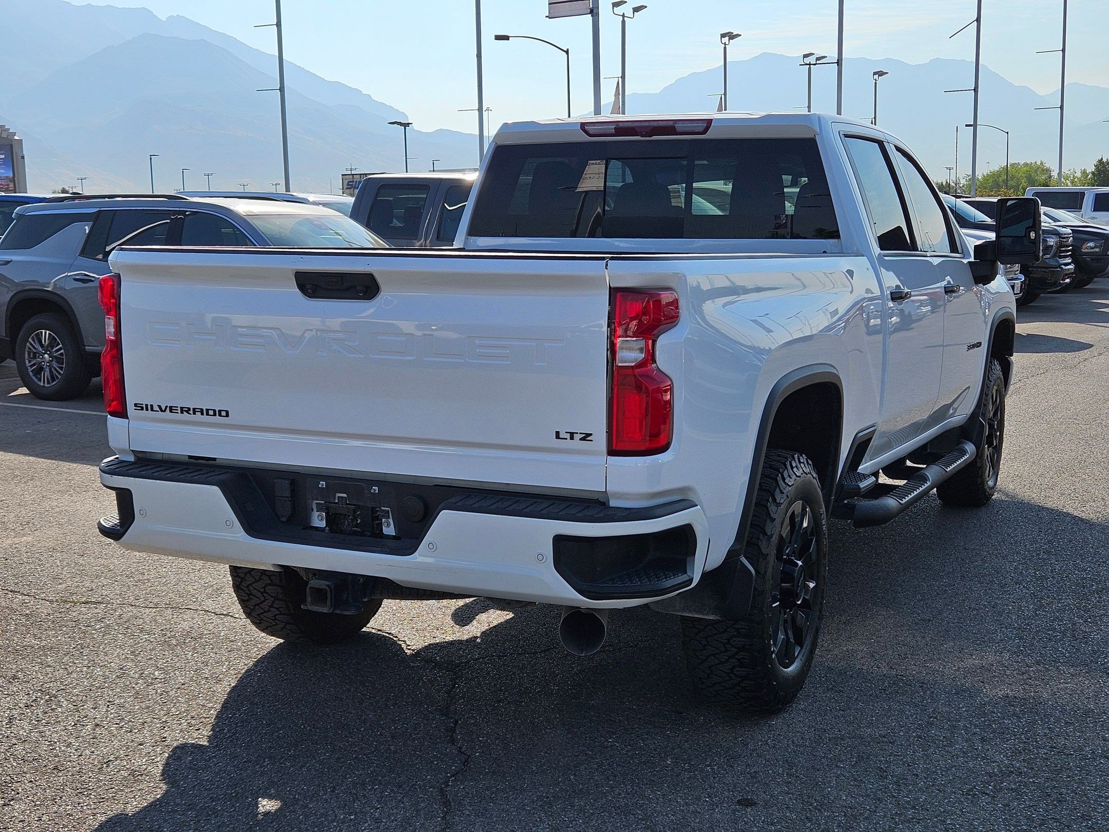 2022 Chevrolet Silverado 3500HD LTZ photo 3