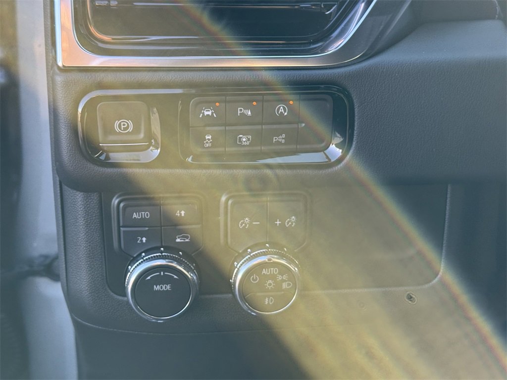 2026 GMC YUKON XL - Image 18