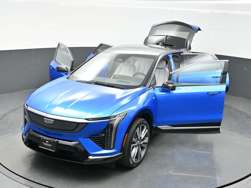 2025 Cadillac Optiq Luxury photo 25