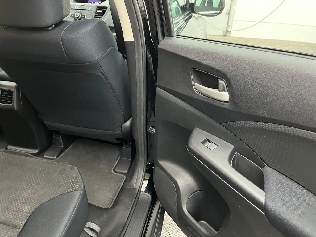 2016 Honda CR-V LX photo 26
