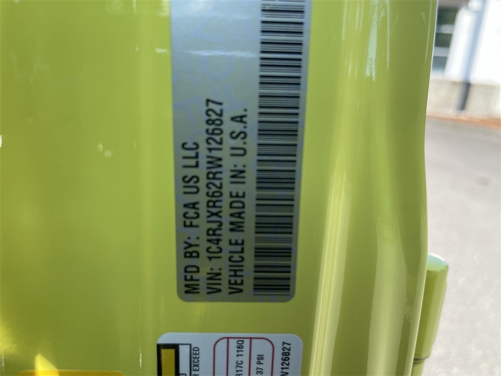 2024 Jeep Wrangler 4xe Rubicon X photo 30