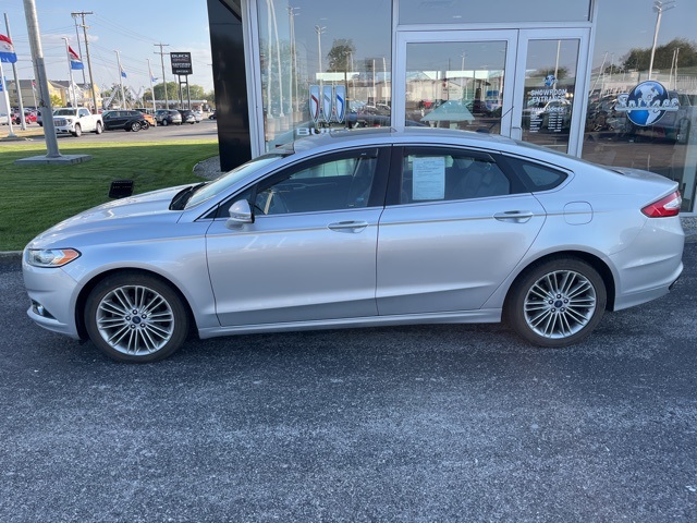 2014 Ford Fusion SE photo 3