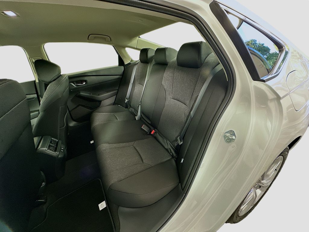 2025 Honda Accord LX photo 16