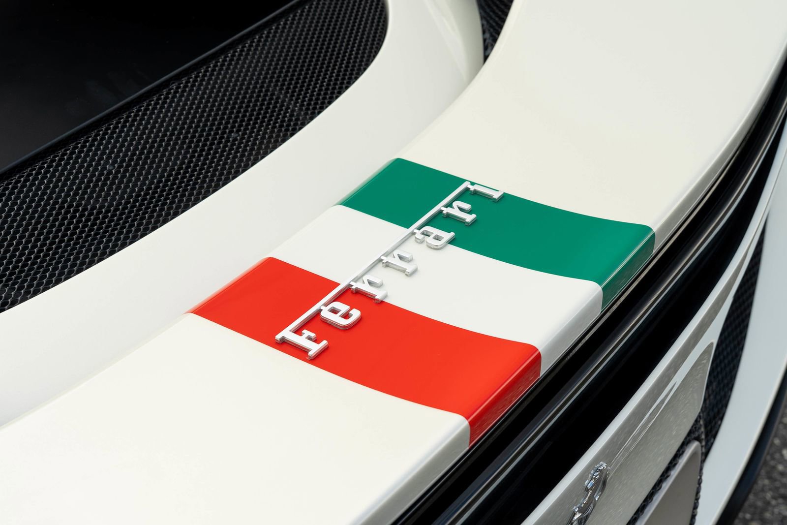 2024 Ferrari 296 GTB Base photo 14