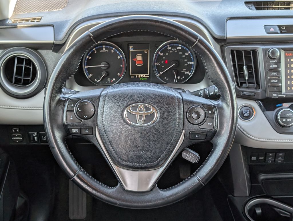2016 Toyota RAV4 Limited photo 14