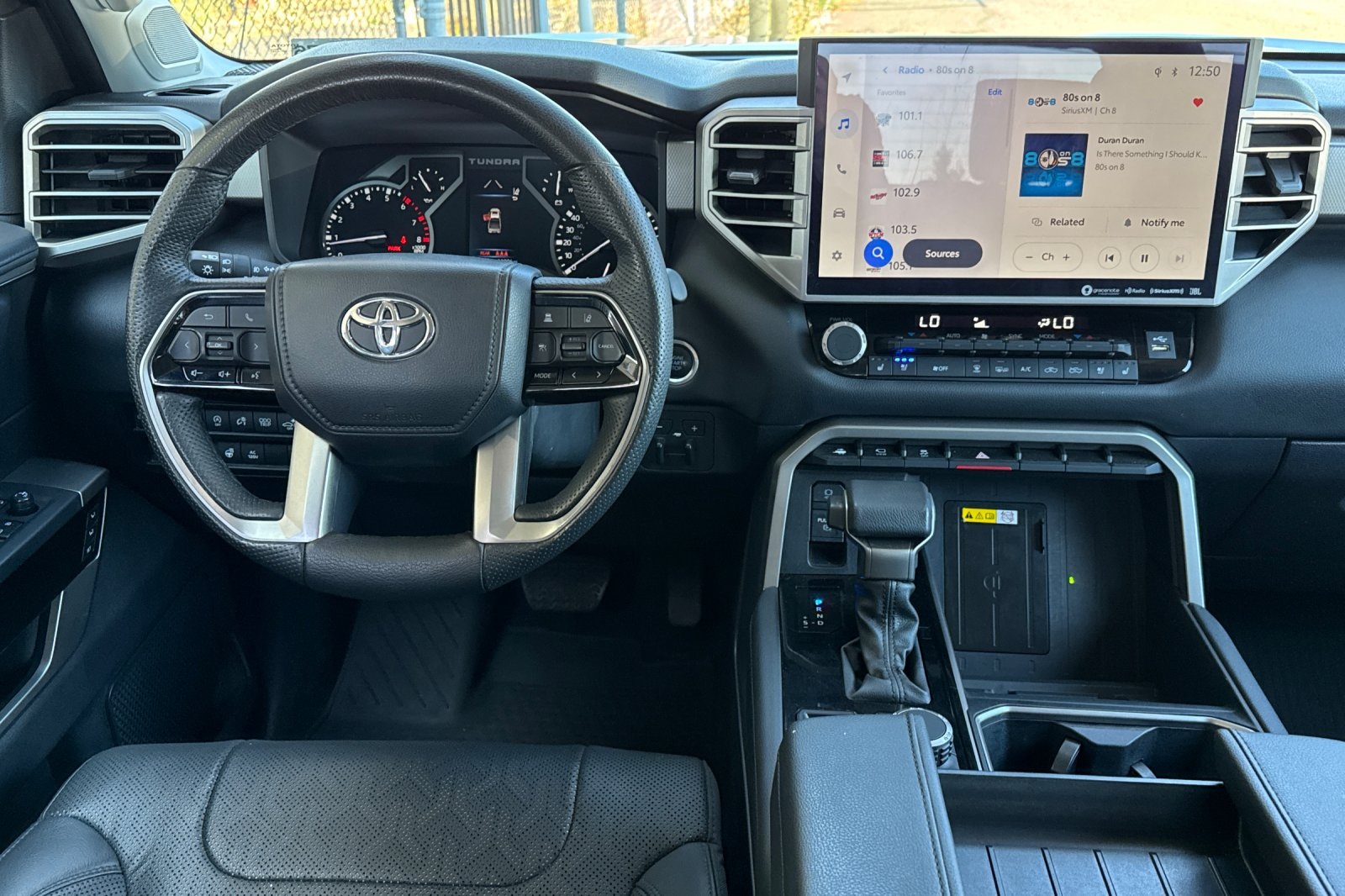 2022 Toyota Tundra Limited photo 14