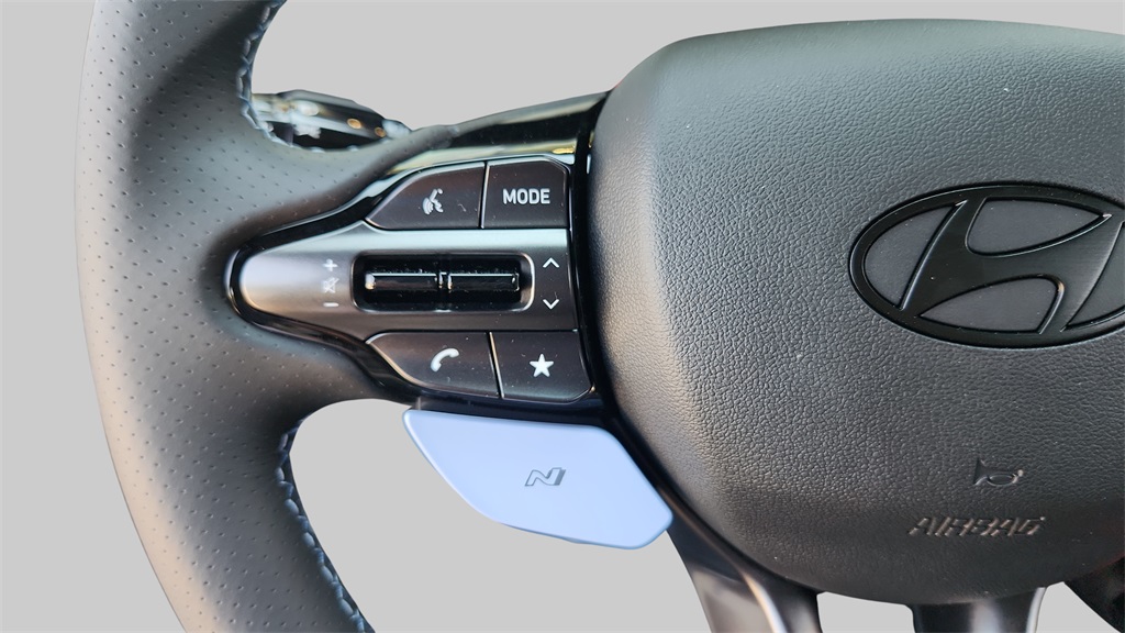 2025 Hyundai Elantra N Base photo 13
