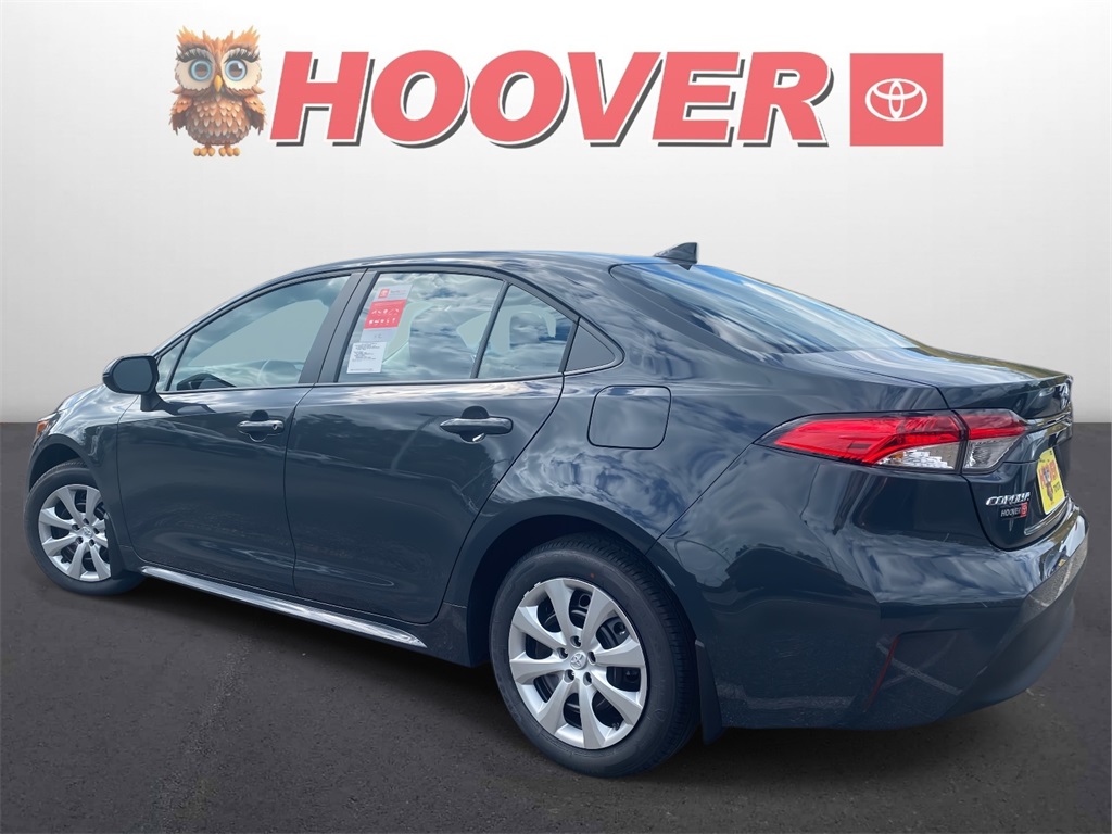 2026 Toyota Corolla LE photo 4