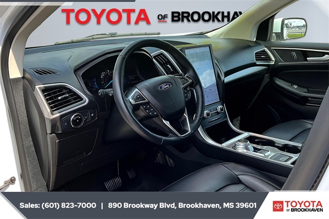 2023 Ford Edge SEL photo 11