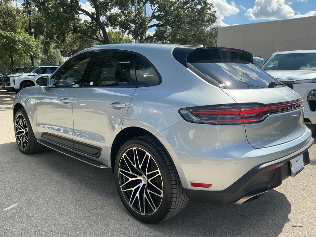 2024 Porsche Macan Base photo 6