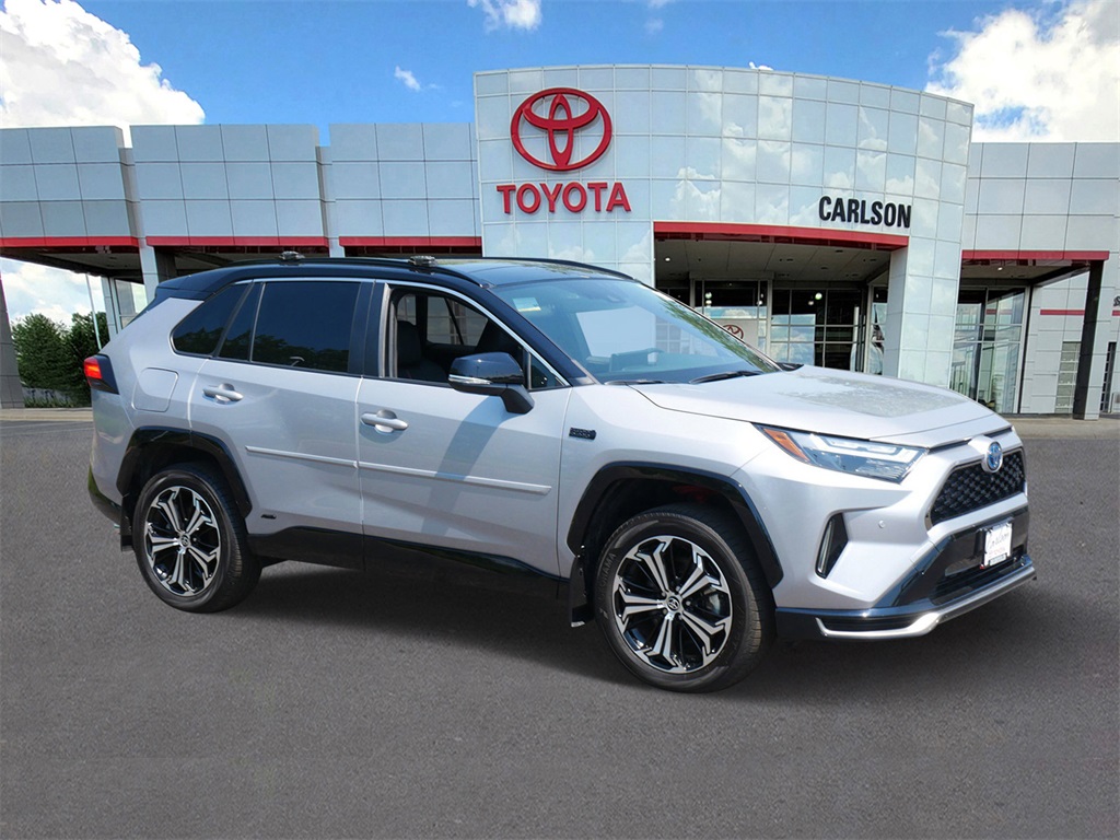 Certified 2022 Toyota RAV4 XSE with VIN JTMFB3FVXND077676 for sale in Minneapolis, Minnesota