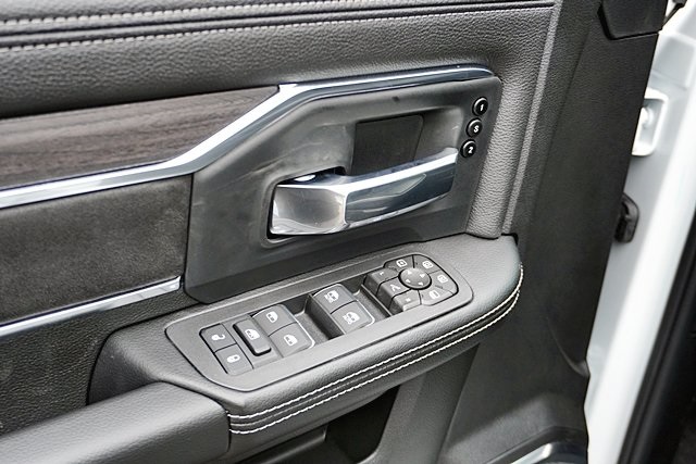 New 2026 Bright White Clear-Coat Exterior Paint RAM Laramie image 30