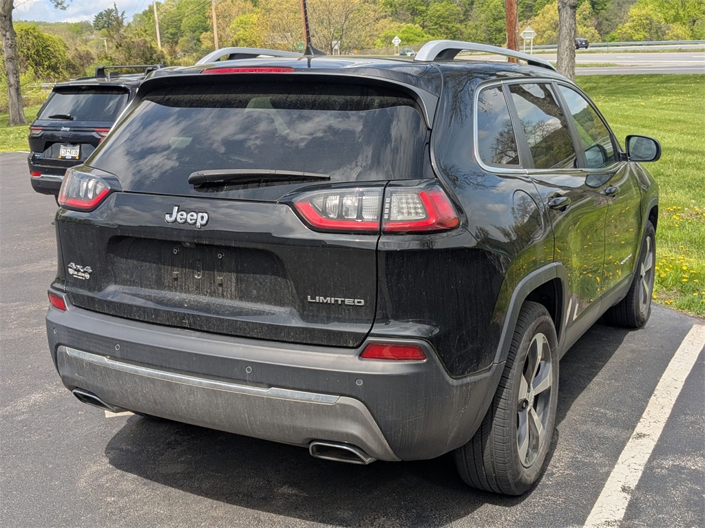 2019 Jeep Cherokee Limited photo 2