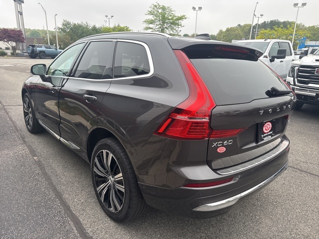 2022 Volvo XC60 B5 Inscription photo 5