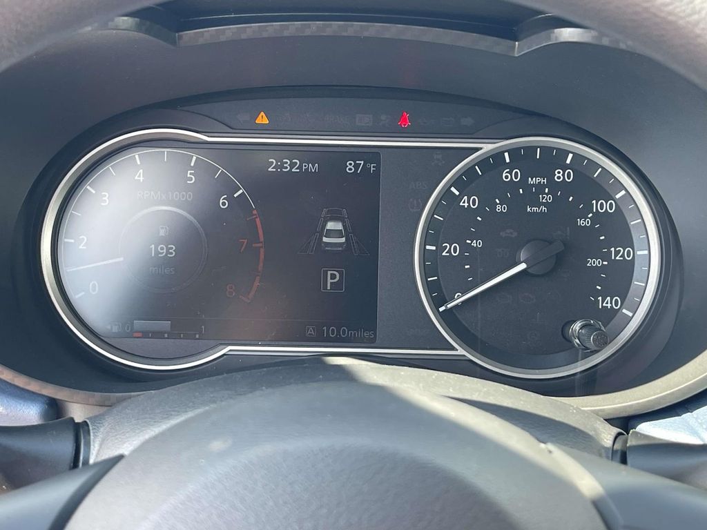 2025 Nissan Versa SV photo 25