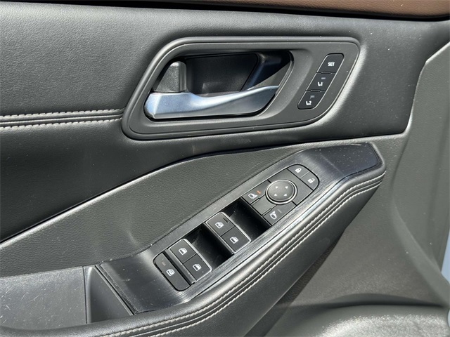 2023 Nissan Rogue SL photo 27