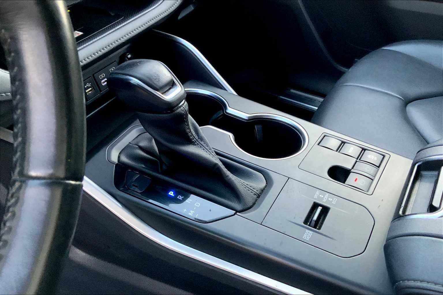 2023 Toyota Highlander XLE photo 15