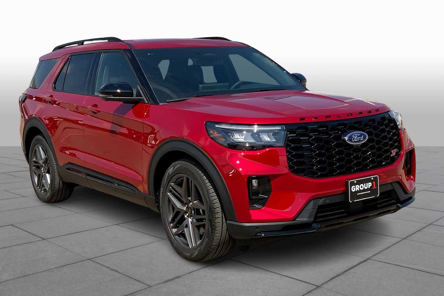 2025 Ford Explorer ST photo 2