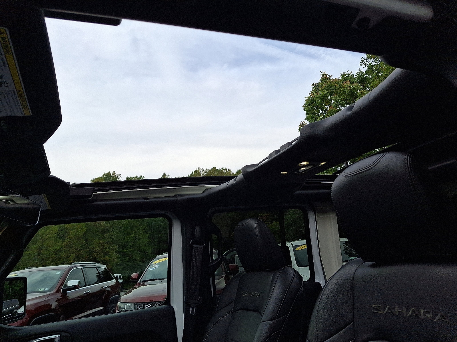 2022 Jeep Wrangler 4xe Unlimited Sahara photo 15