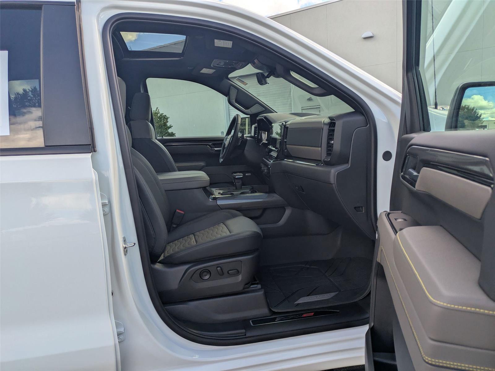 2025 Chevrolet Silverado 1500 ZR2 photo 30