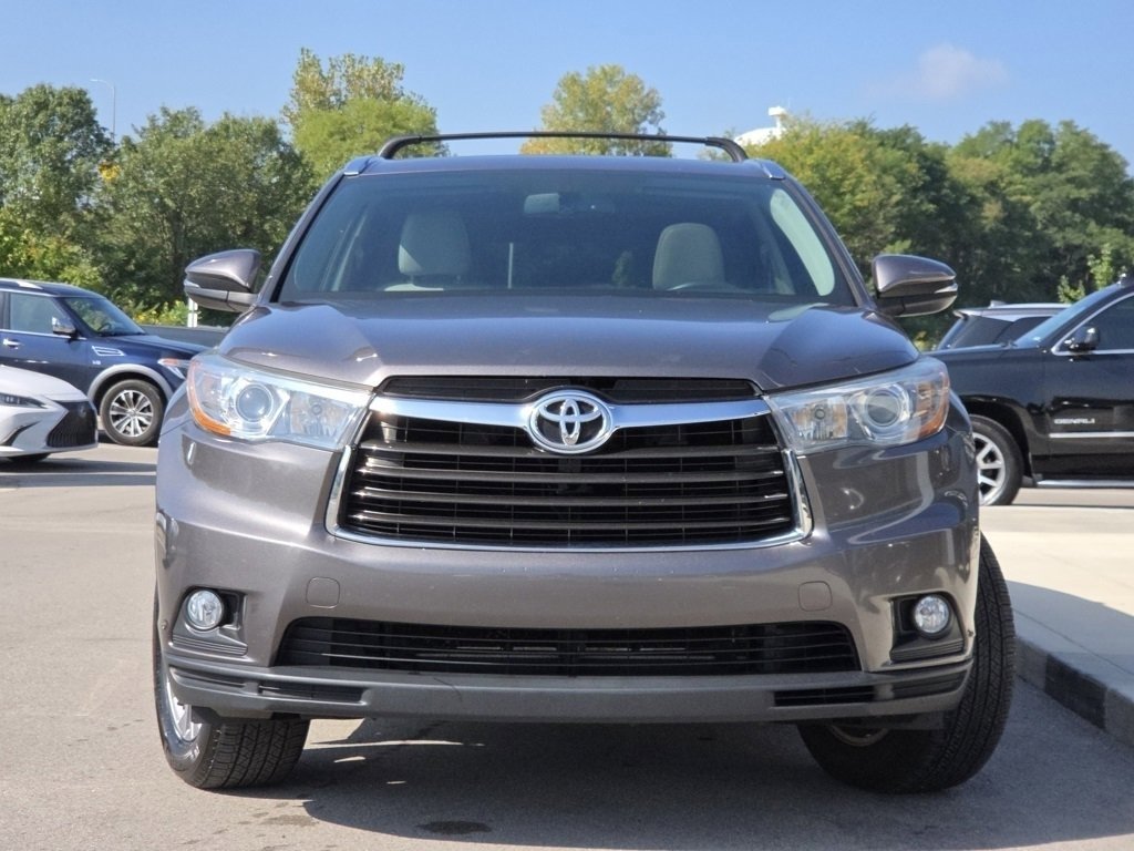 2015 Toyota Highlander XLE photo 3