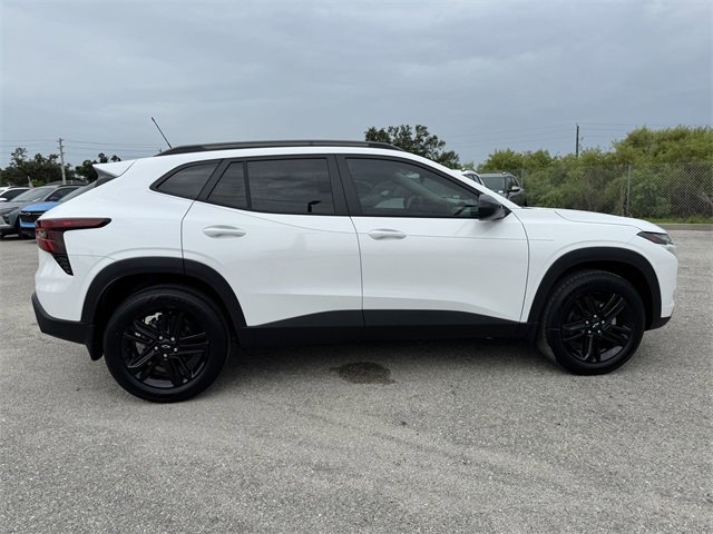 2025 Chevrolet Trax ACTIV photo 2