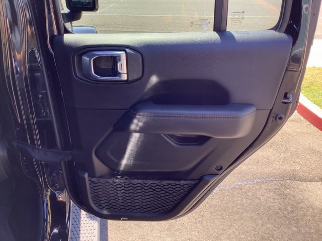 2022 Jeep Wrangler Unlimited Sahara 4xe photo 37