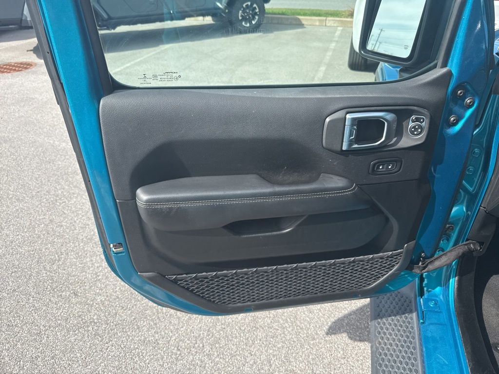 2020 Jeep Wrangler Unlimited Sahara photo 10