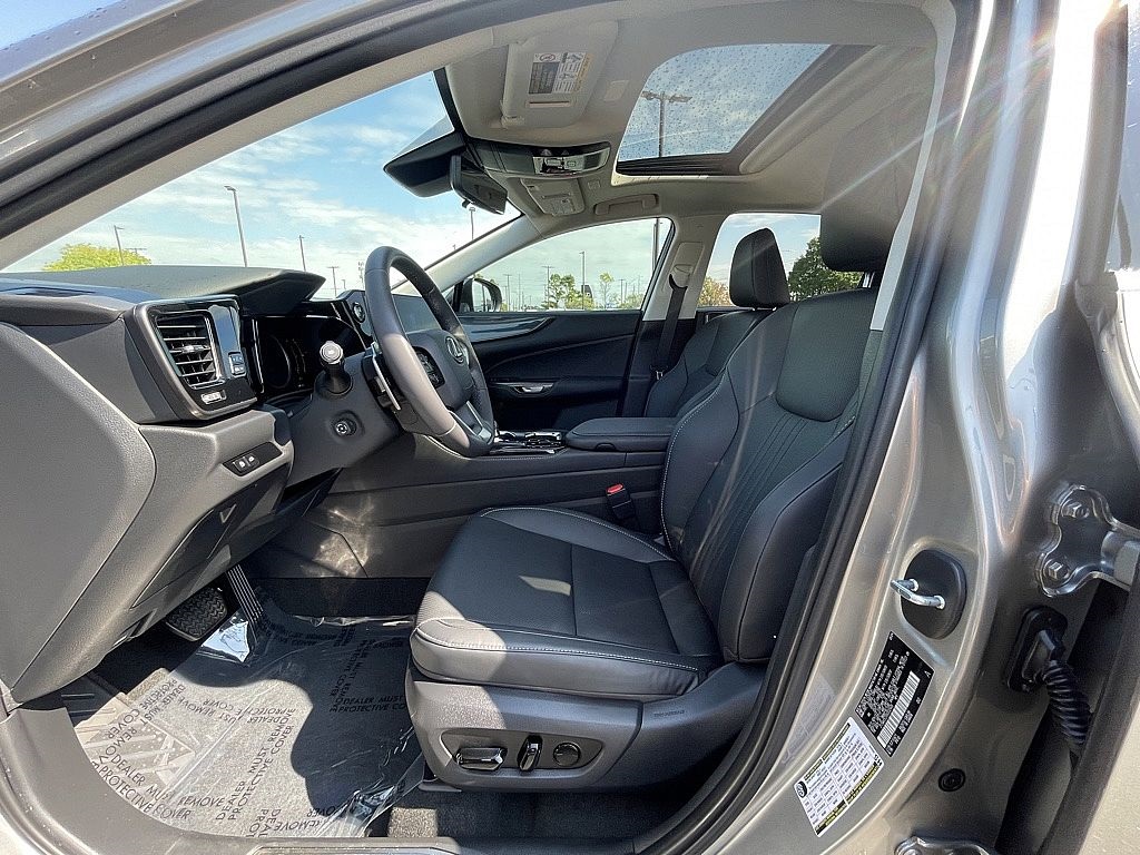 2025 Lexus NX 350h Premium photo 22