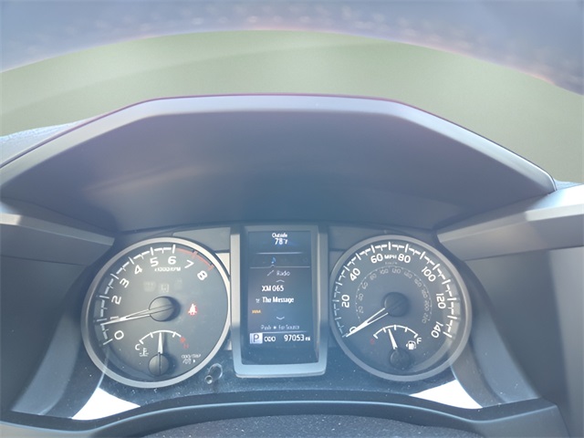 2016 Toyota Tacoma TRD Sport photo 21