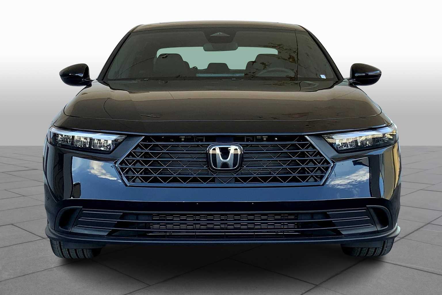 2025 Honda Accord Sport Hybrid photo 3