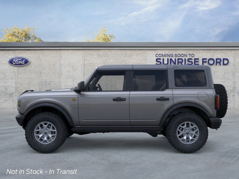 2025 Ford Bronco Badlands photo 3