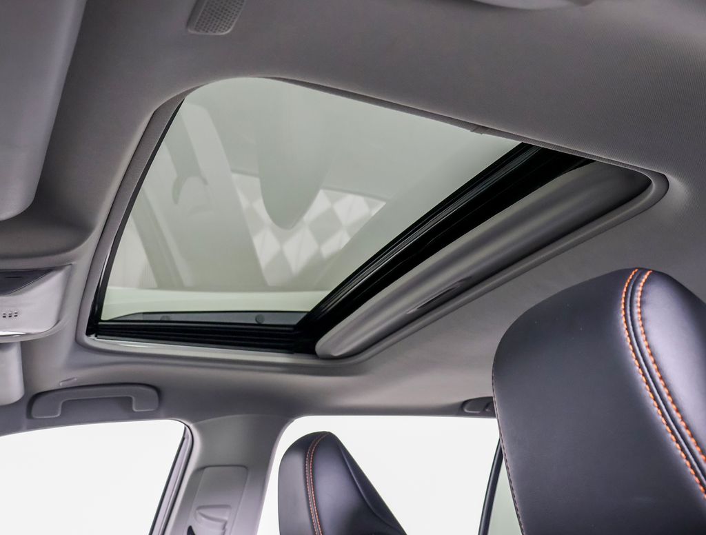2024 Toyota RAV4 Adventure photo 9