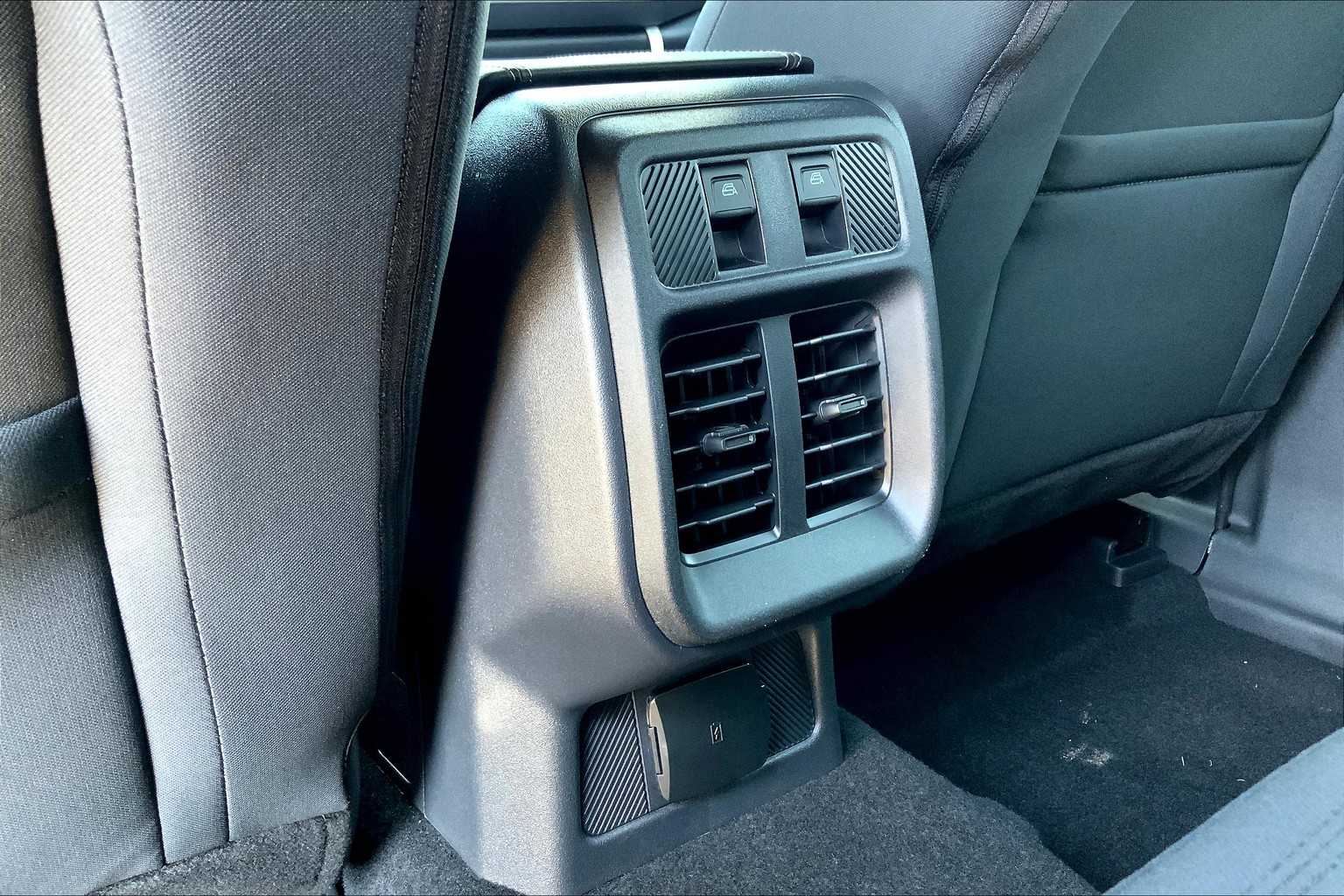 2025 Ford Bronco Base photo 18