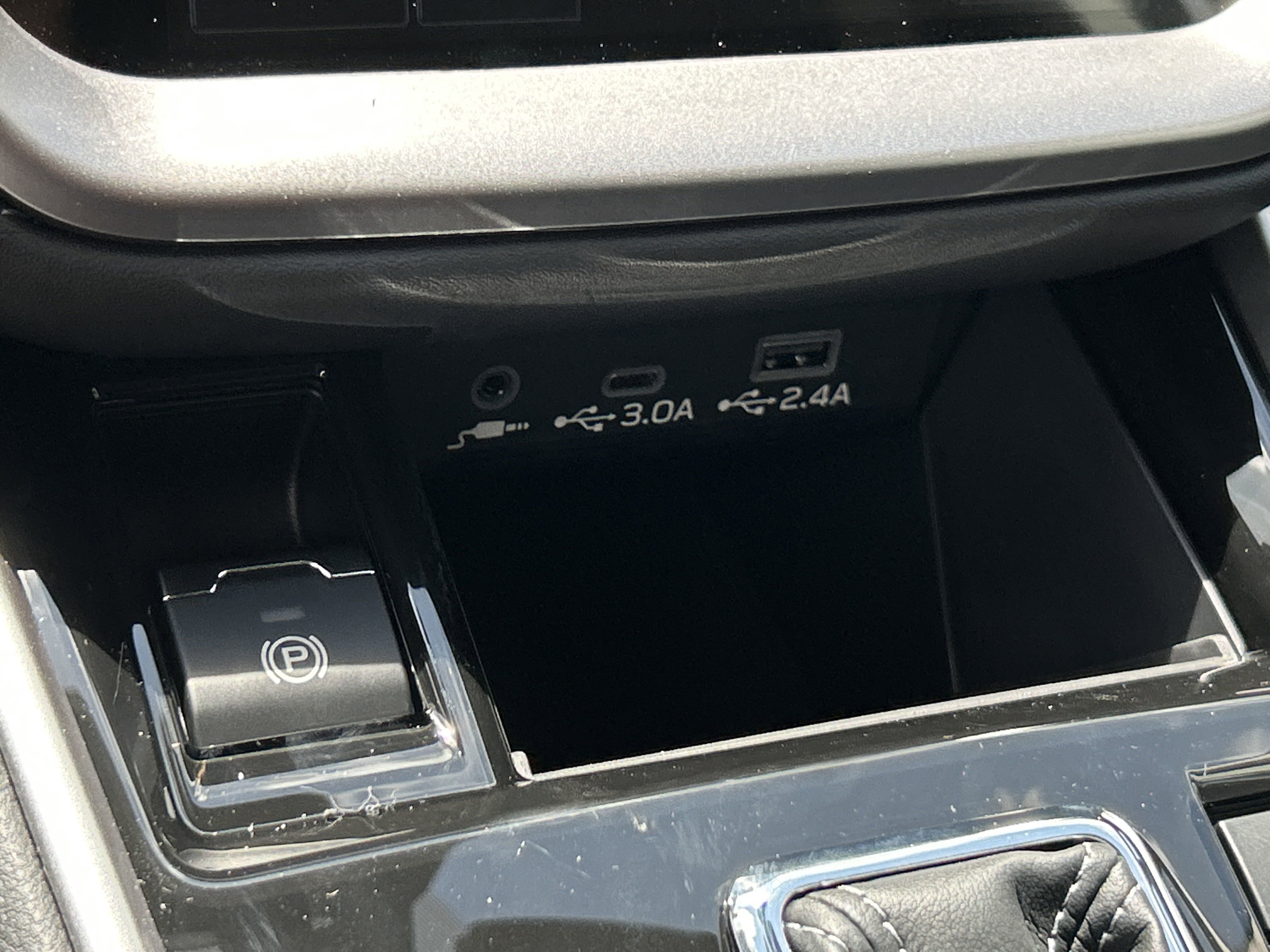 2025 Subaru Outback Touring photo 10