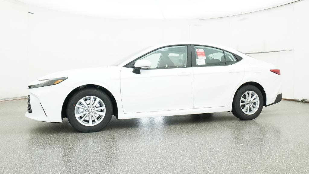 2025 Toyota Camry LE photo 7