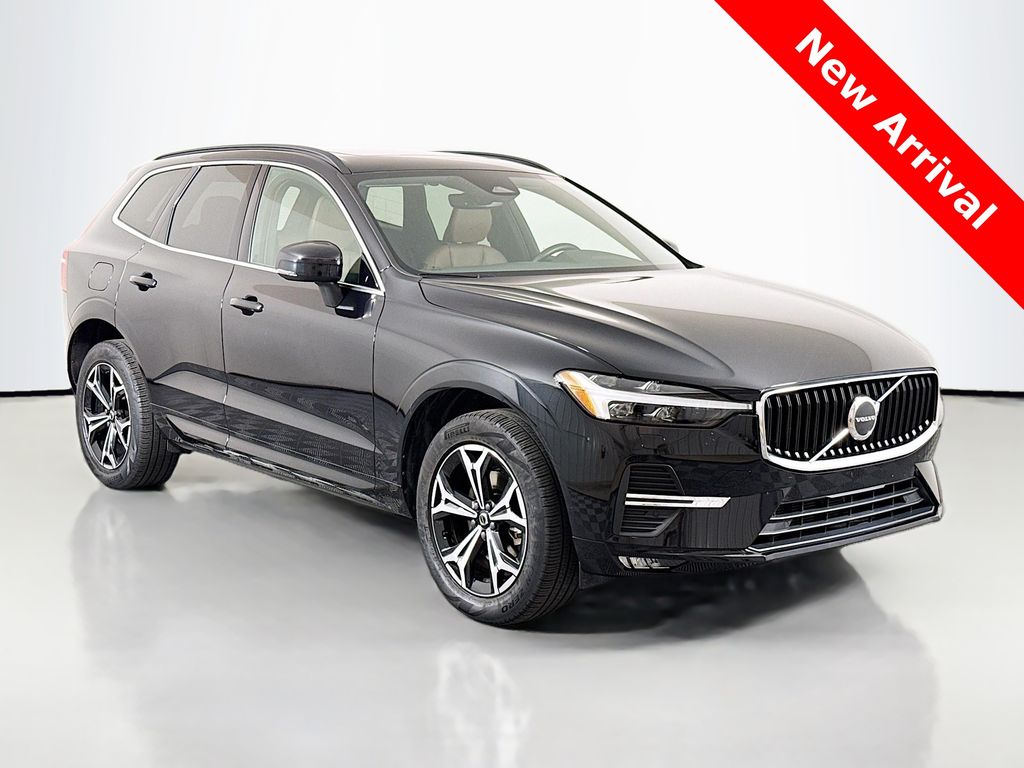 2022 Volvo XC60 B5 Momentum