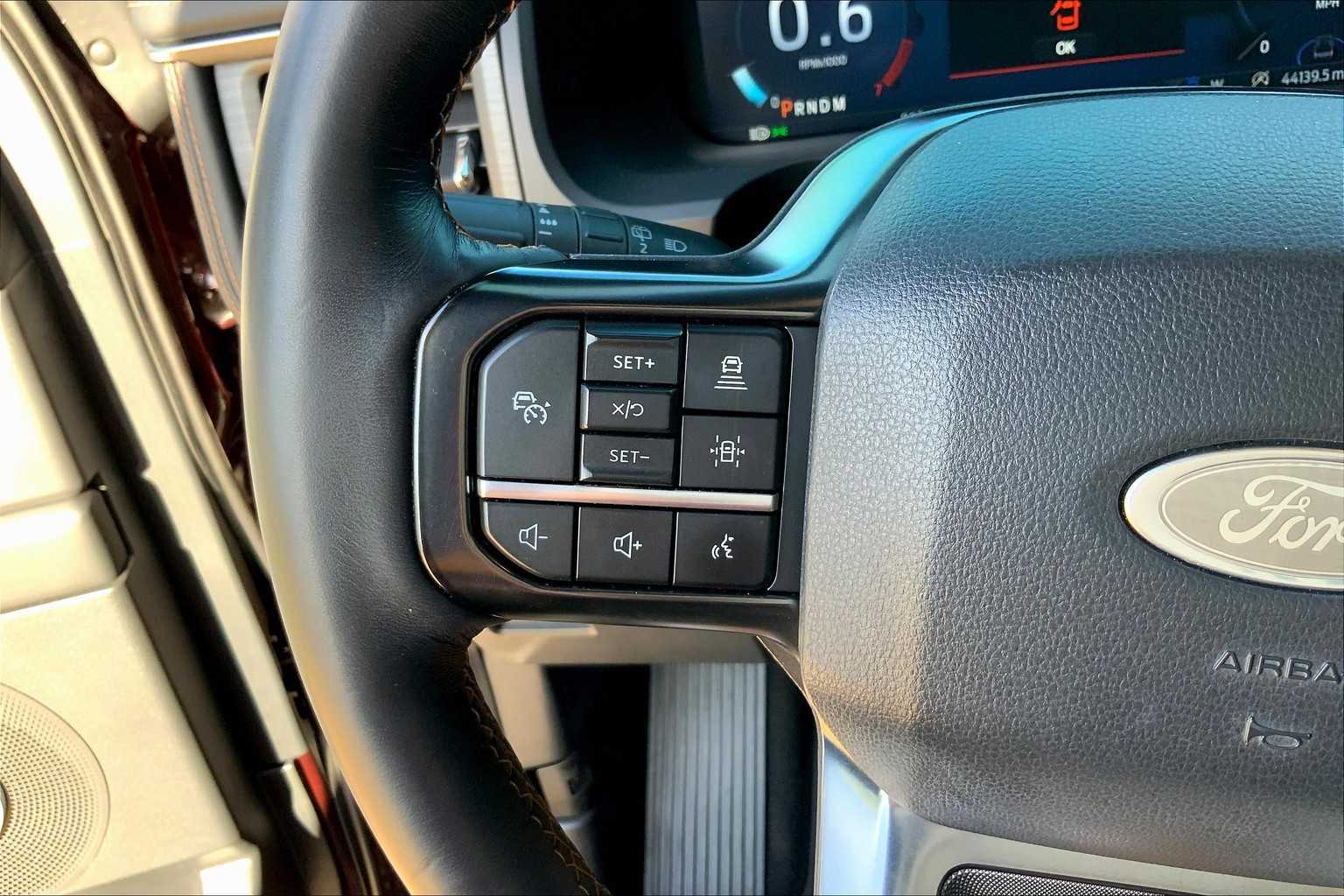 2024 Ford Expedition Platinum photo 20