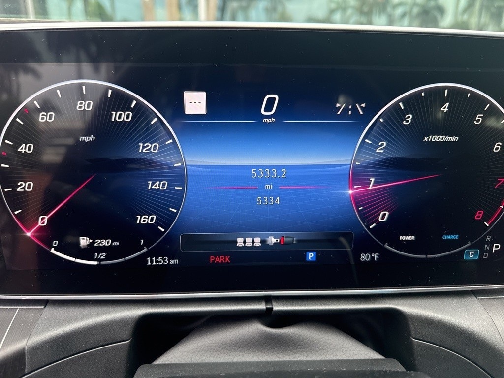 2023 Mercedes Benz C 300 photo 3