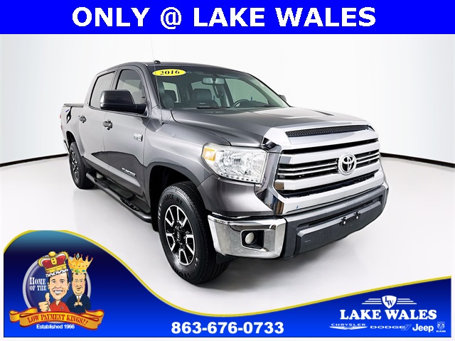 2016 Toyota Tundra SR5's photo