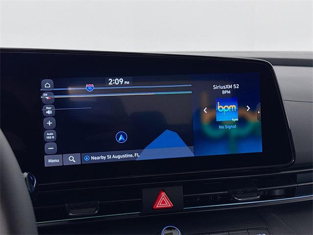 2025 Hyundai Elantra Hybrid SEL Sport photo 16
